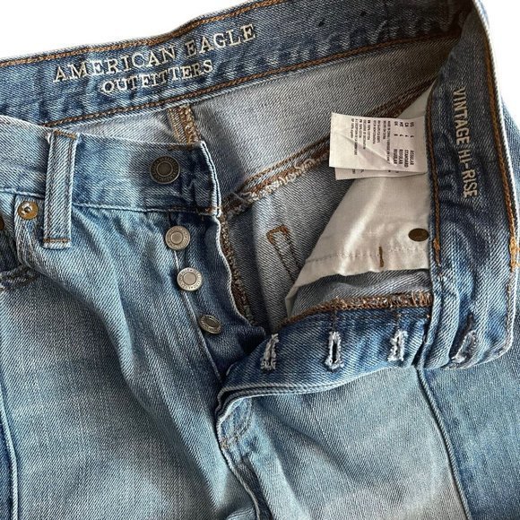 American Eagle Vintage‎ High Rise Women's  Jeans, size 4, Raw Hem Patch Rocker - Picture 6 of 10